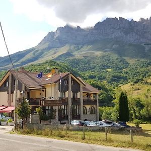 Hotel Cumbres de Valdeón